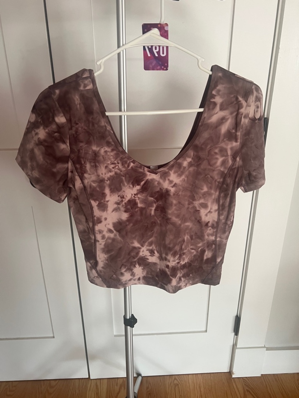 lululemon athletica Brown Tie-Dye Scoop cropped Align tee